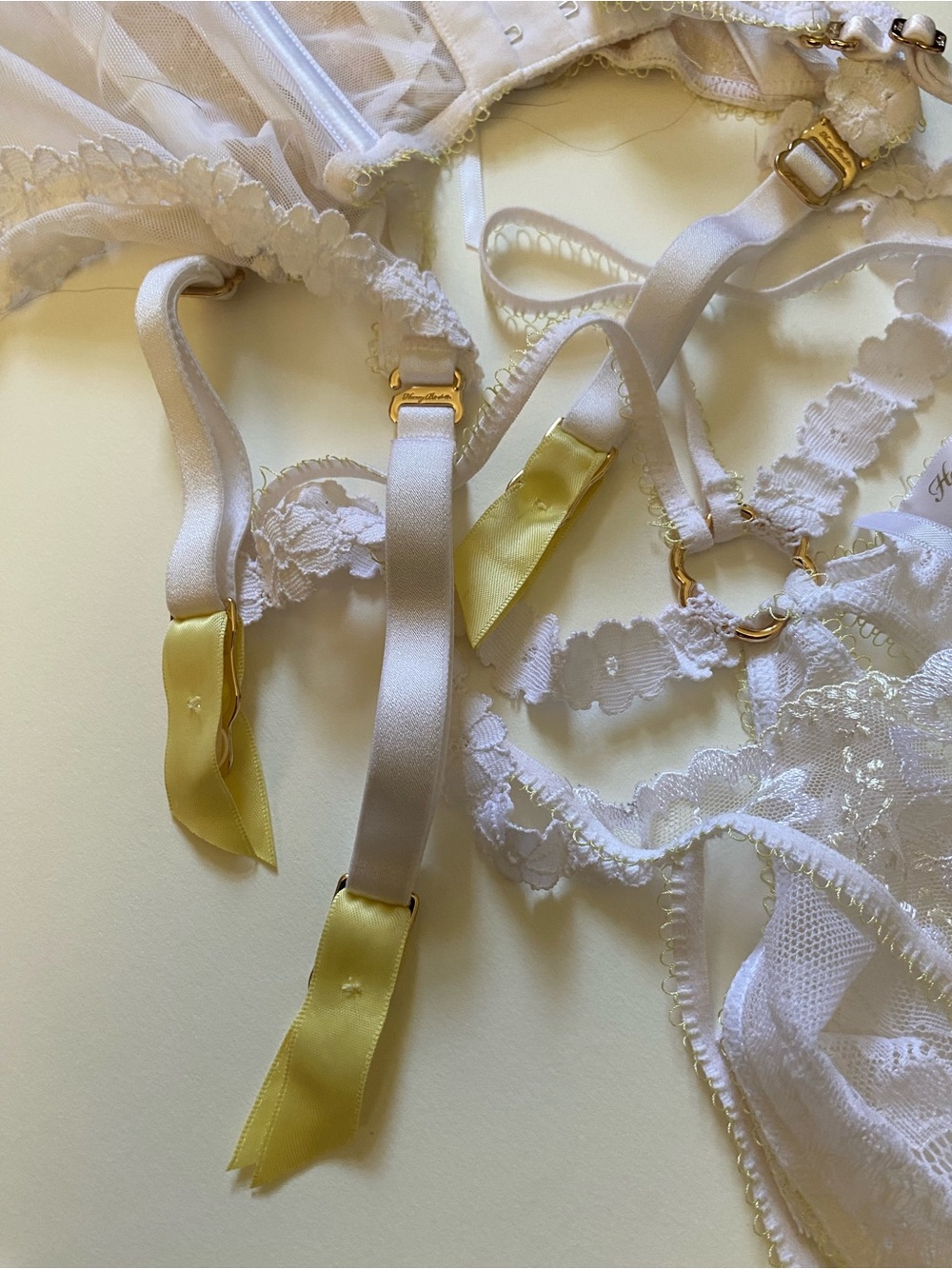 Honey Birdette Daisy Ivory Bridal Corset + Bikini + Stockings Set L + Satin Bag - Picture 9 of 11